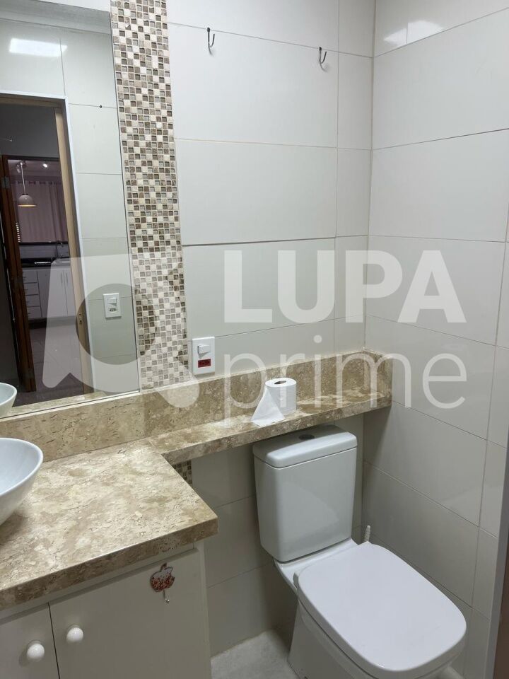 Casa, 3 quartos, 200 m² - Foto 13