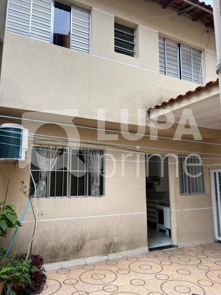 Casa, 3 quartos, 200 m² - Foto 17