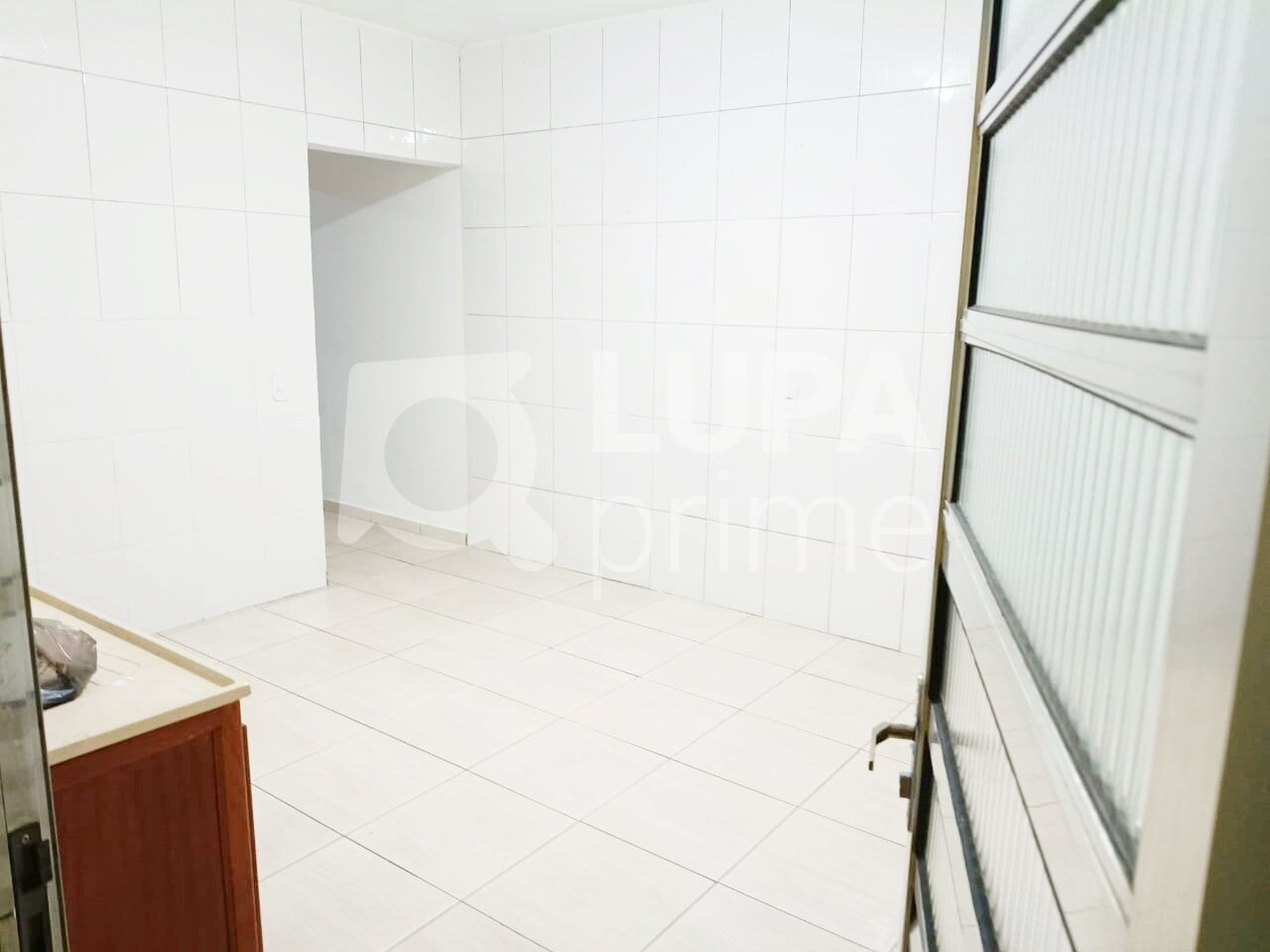 Casa, 1 quarto, 85 m² - Foto 1