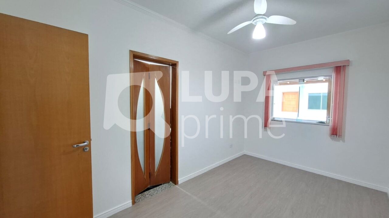 Casa, 4 quartos, 268 m² - Foto 10