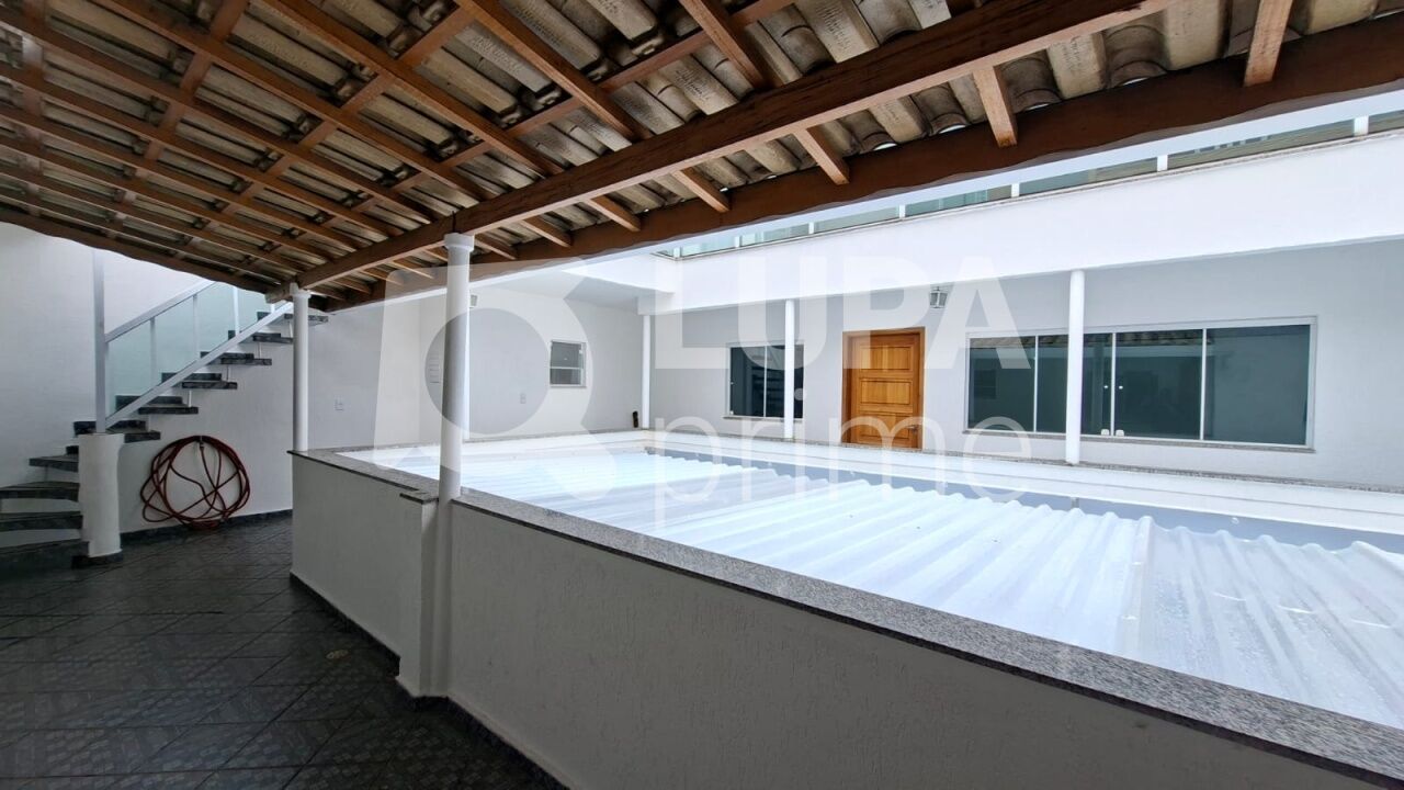 Casa, 4 quartos, 268 m² - Foto 37
