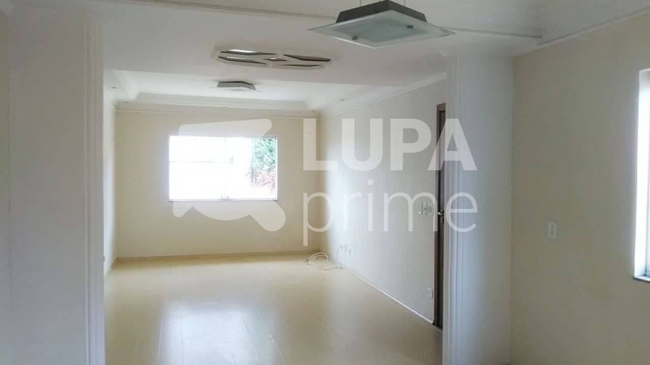 Casa, 3 quartos, 140 m² - Foto 2
