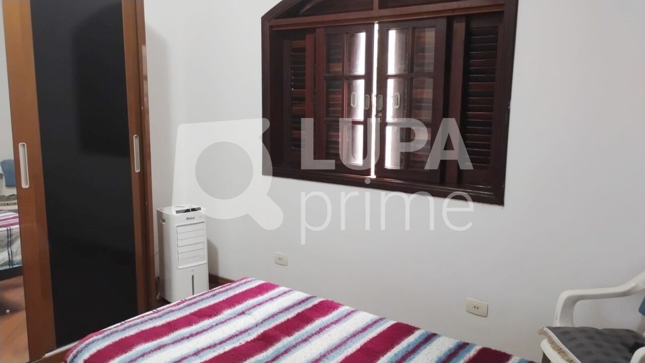Casa, 4 quartos, 200 m² - Foto 9