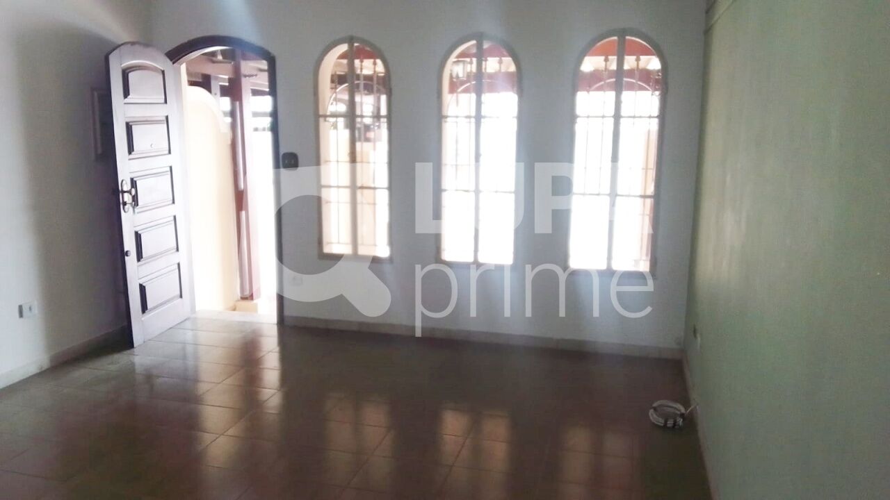 Casa, 2 quartos, 50 m² - Foto 1