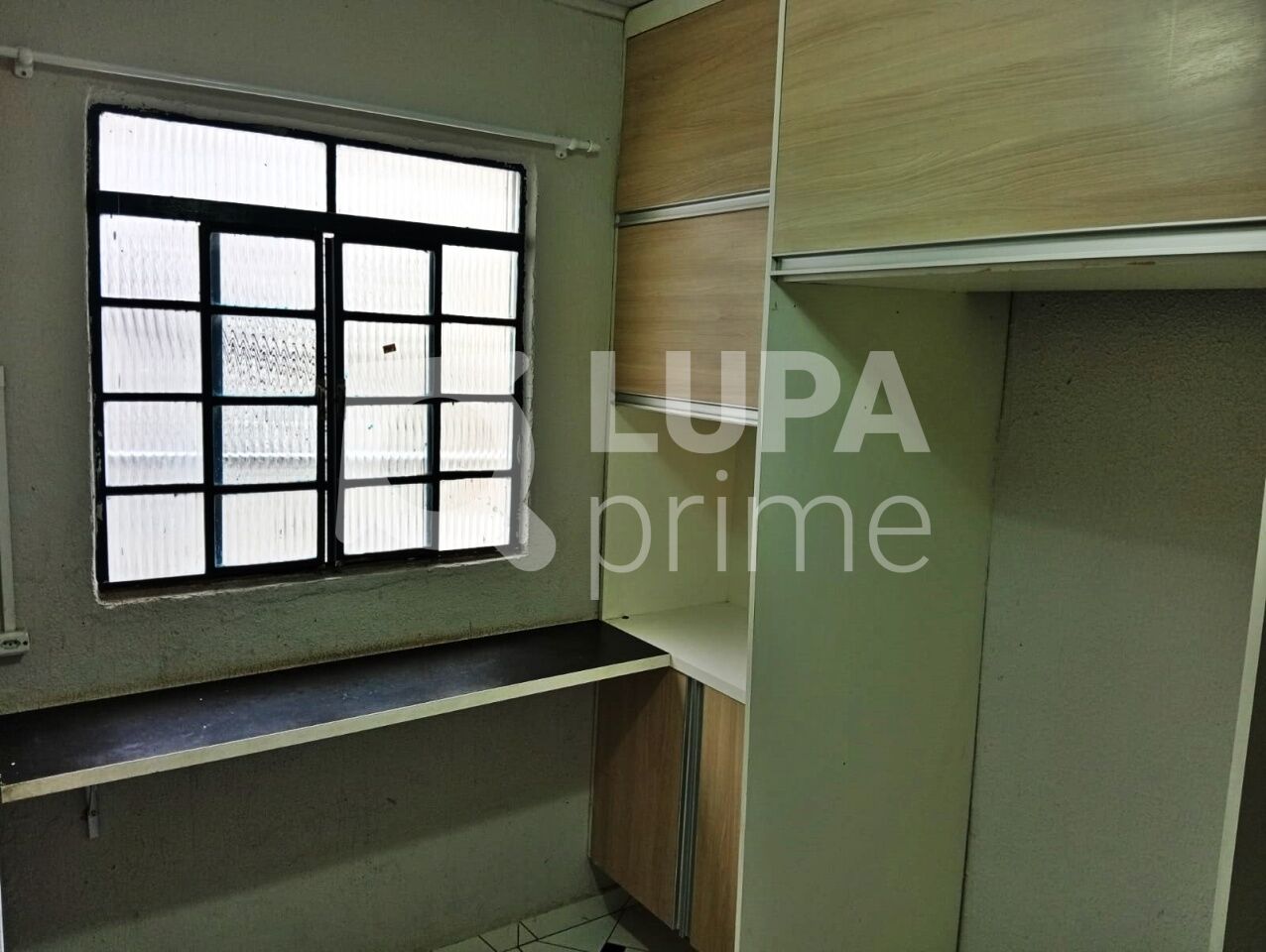 Casa, 1 quarto, 30 m² - Foto 2