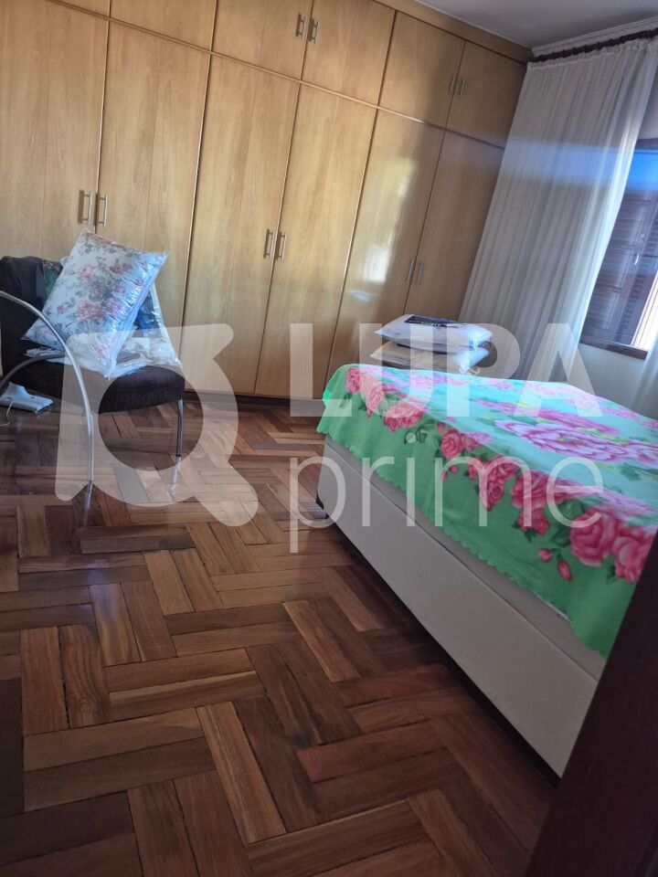 Casa, 4 quartos, 330 m² - Foto 33