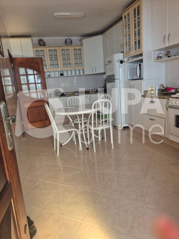Casa, 4 quartos, 330 m² - Foto 29
