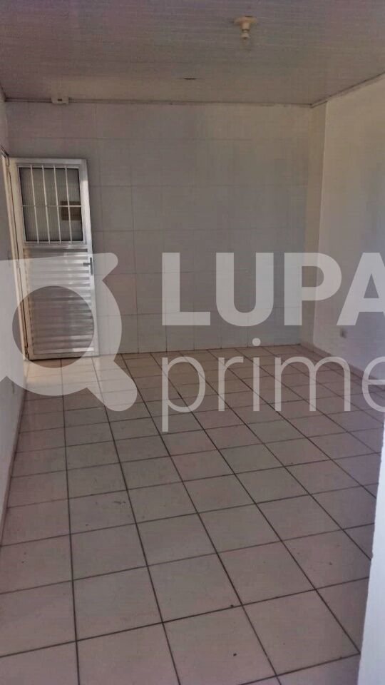 Casa, 1 quarto, 40 m² - Foto 1