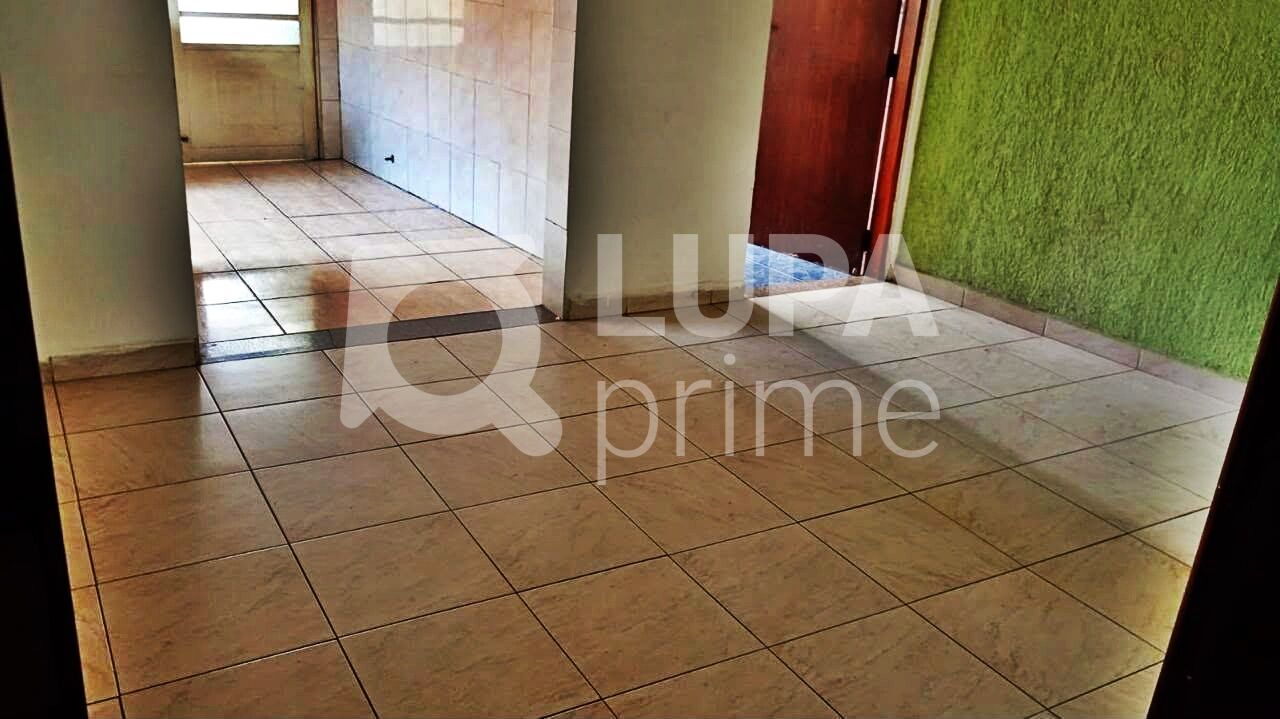 Casa, 4 quartos, 153 m² - Foto 1