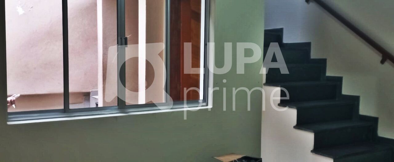 Casa, 3 quartos, 218 m² - Foto 1