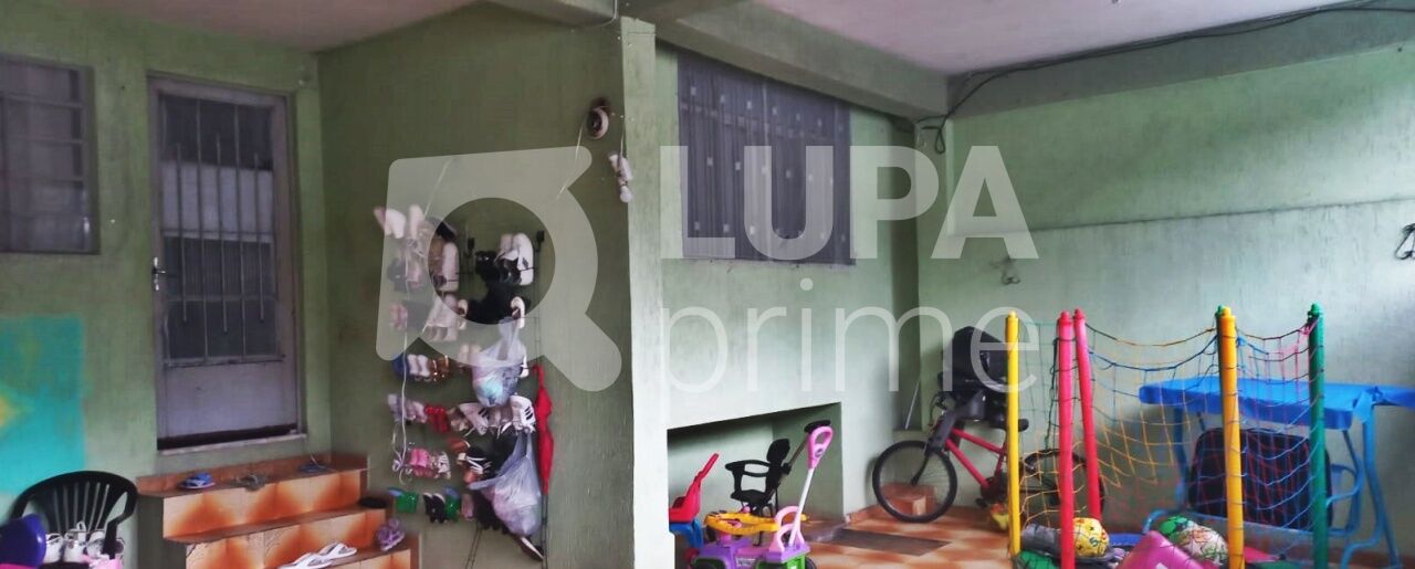 Casa, 3 quartos, 218 m² - Foto 27