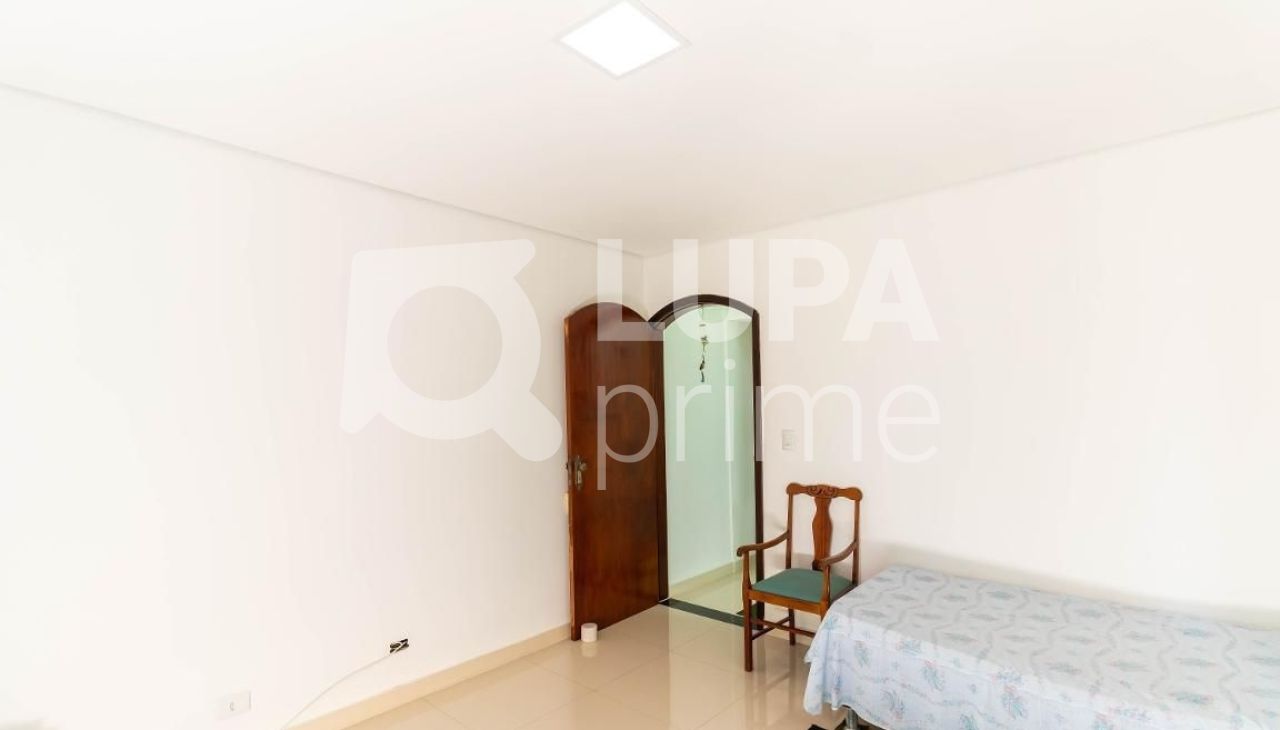 sobrado-venda-sao-paulo-vila-sabrina-3dormitorios-2suites-2vagas-168m2-LM4630