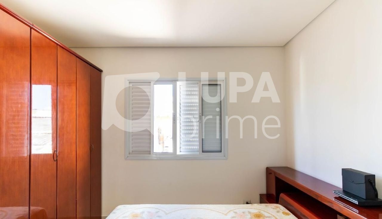 sobrado-venda-sao-paulo-vila-sabrina-3dormitorios-2suites-2vagas-168m2-LM4630
