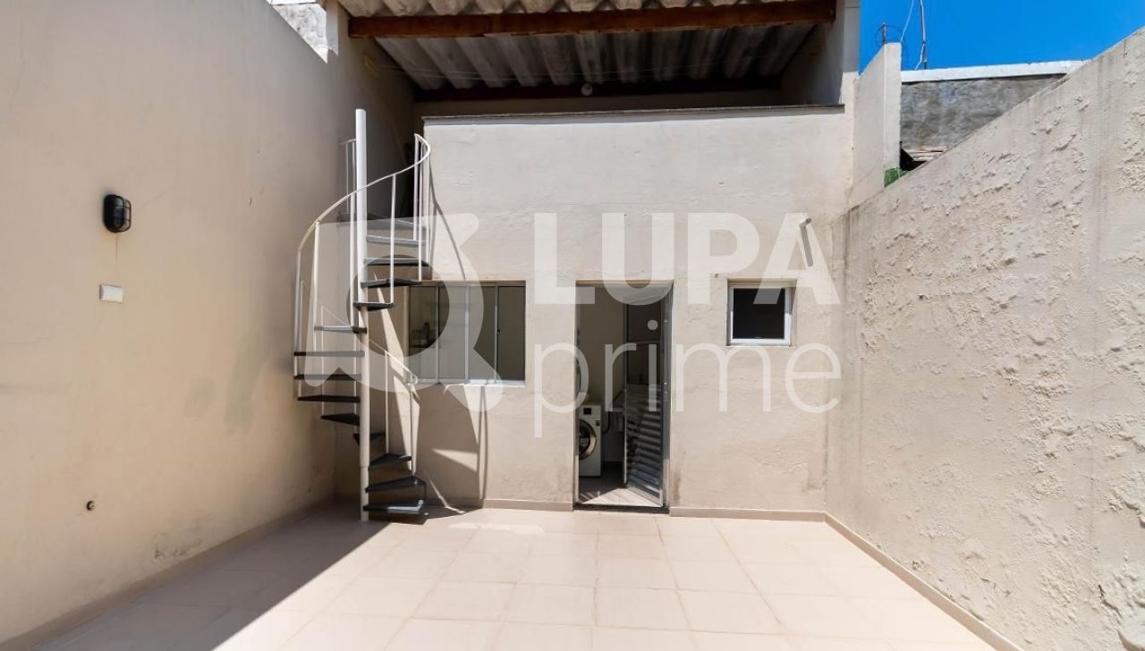sobrado-venda-sao-paulo-vila-sabrina-3dormitorios-2suites-2vagas-168m2-LM4630