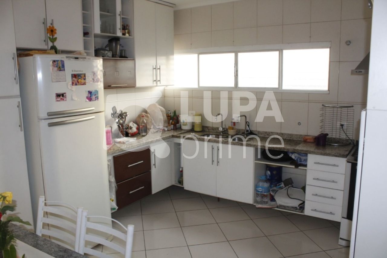 sobrado-venda-sao-paulo-vila-guilherme-3dormitorios-1suite-5vagas-180m2-LM7375