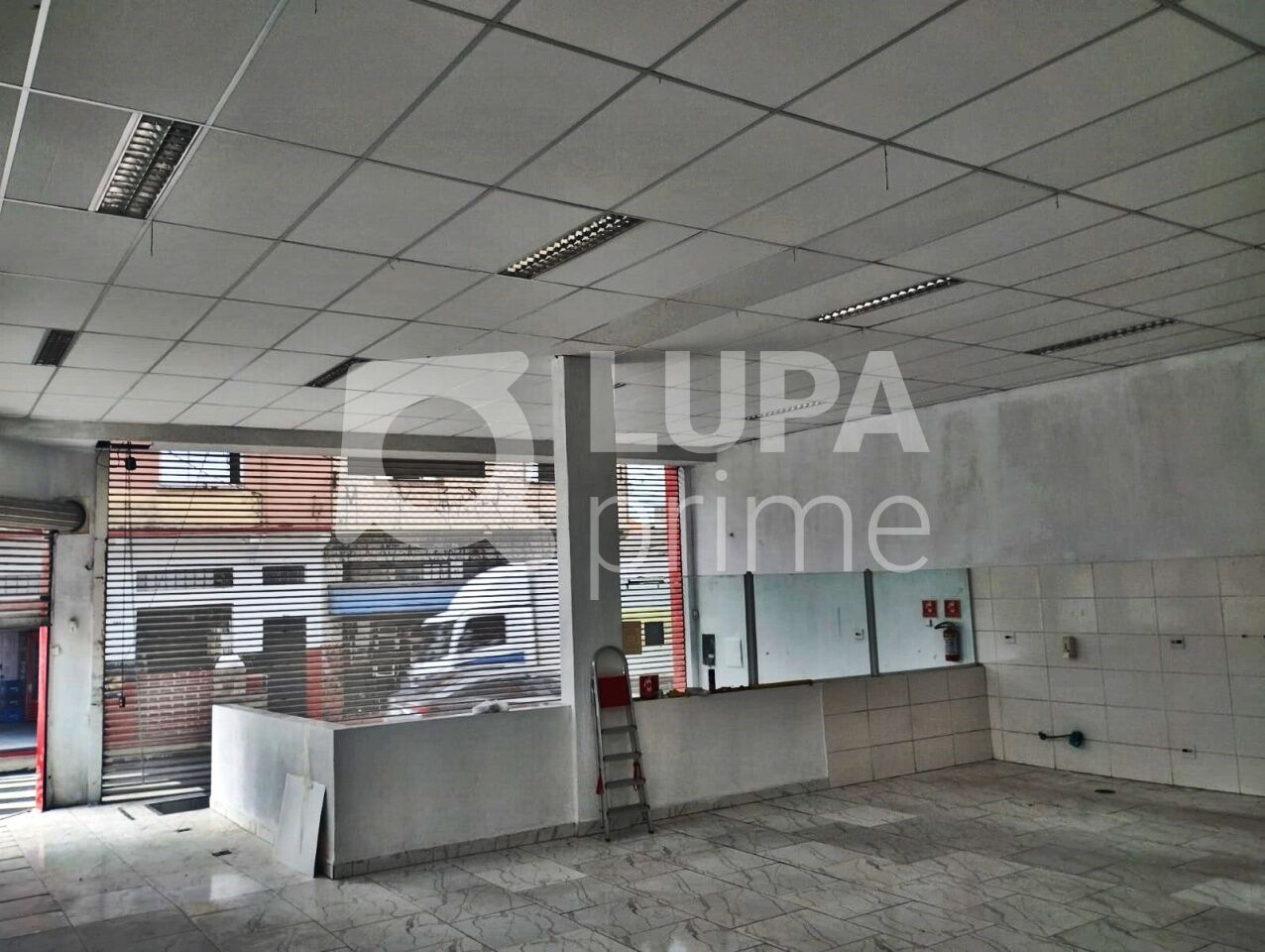 Loja-Salão, 240 m² - Foto 3