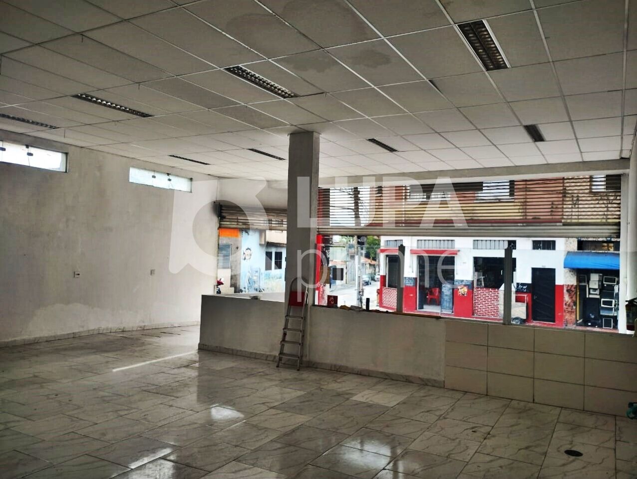 Loja-Salão, 240 m² - Foto 2