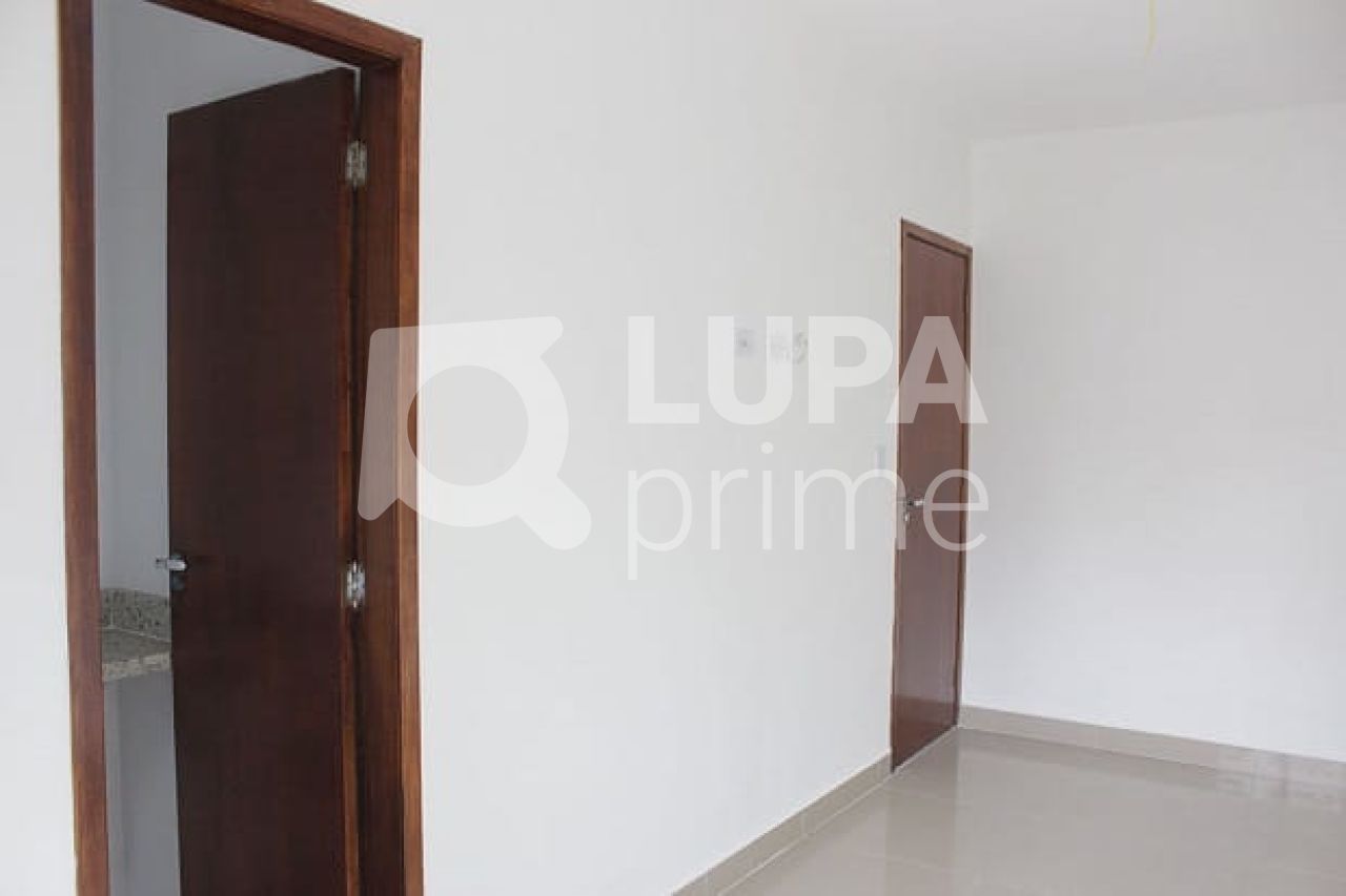 condominio-venda-sao-paulo-vila-invernada-2dormitorios-2suites-2vagas-60m2-LS29409