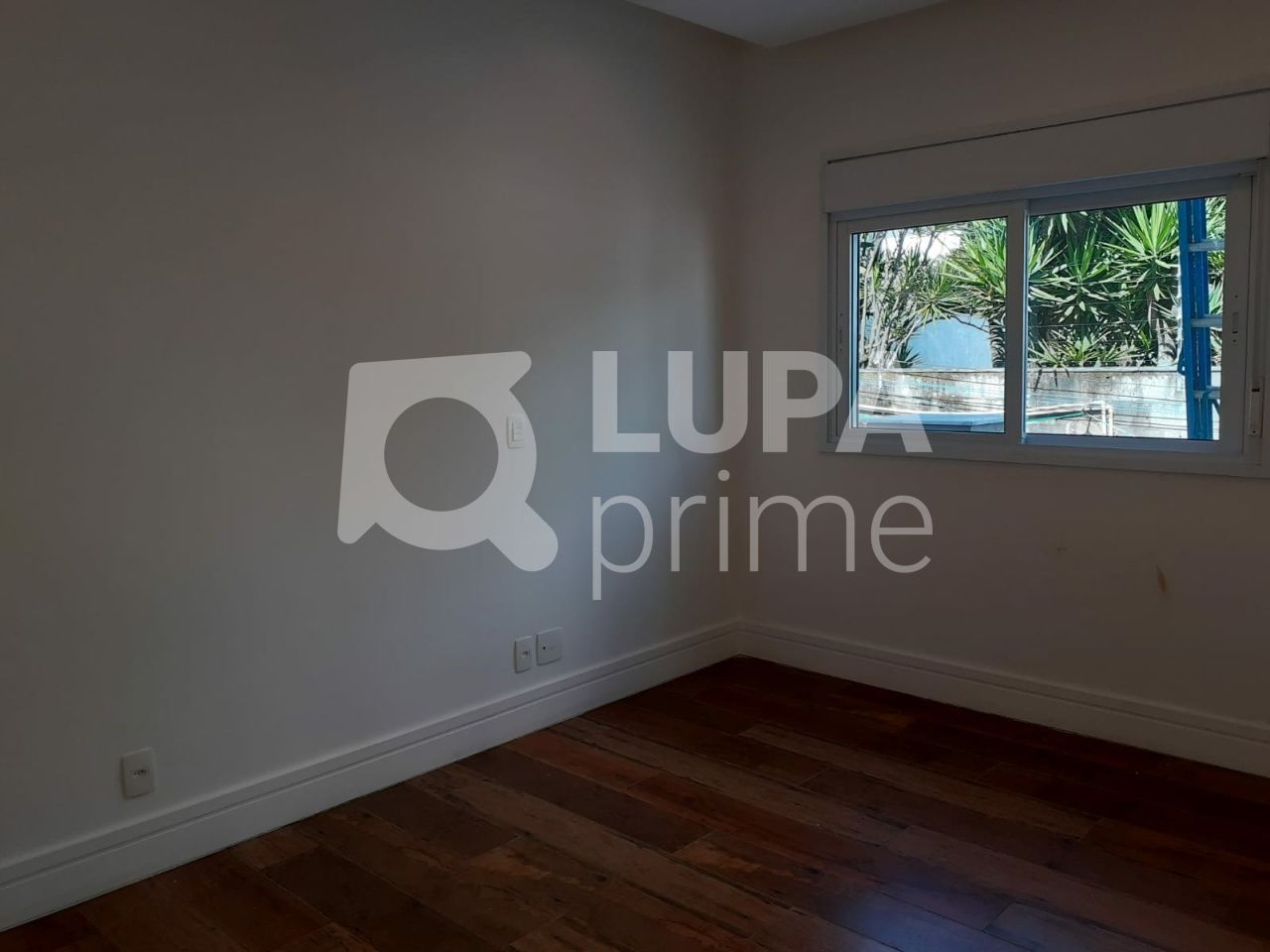 condominio-venda-sao-paulo-jardim-floresta-3dormitorios-3suites-3vagas-243m2-LS33158