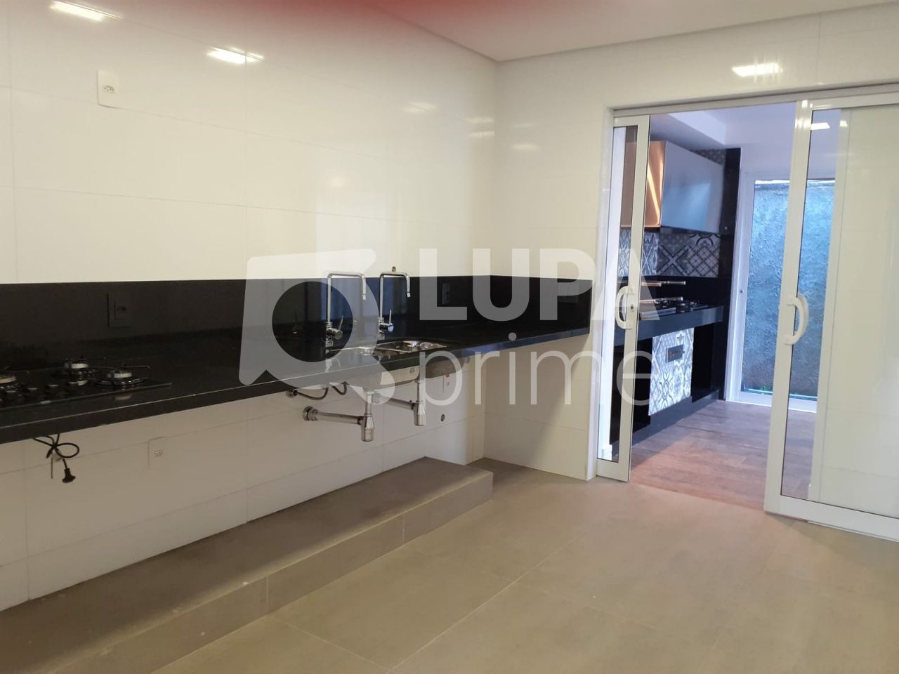 condominio-venda-sao-paulo-jardim-floresta-3dormitorios-3suites-3vagas-243m2-LS33158