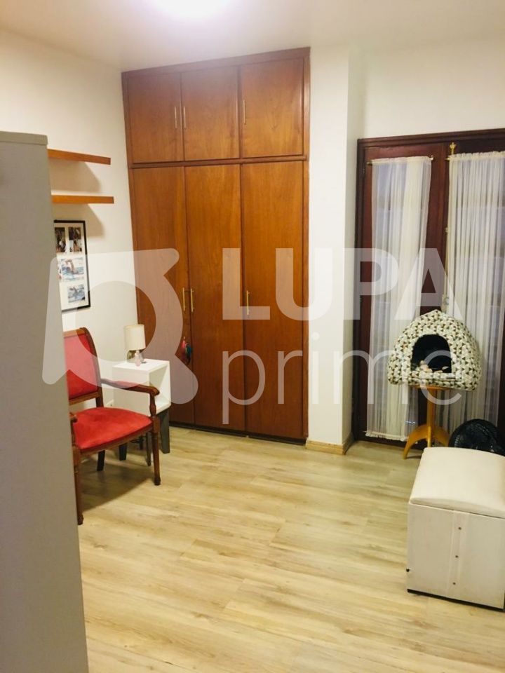 casa-terrea-venda-sao-paulo-tucuruvi-3dormitorios-1suite-3vagas-242m2-LS36069