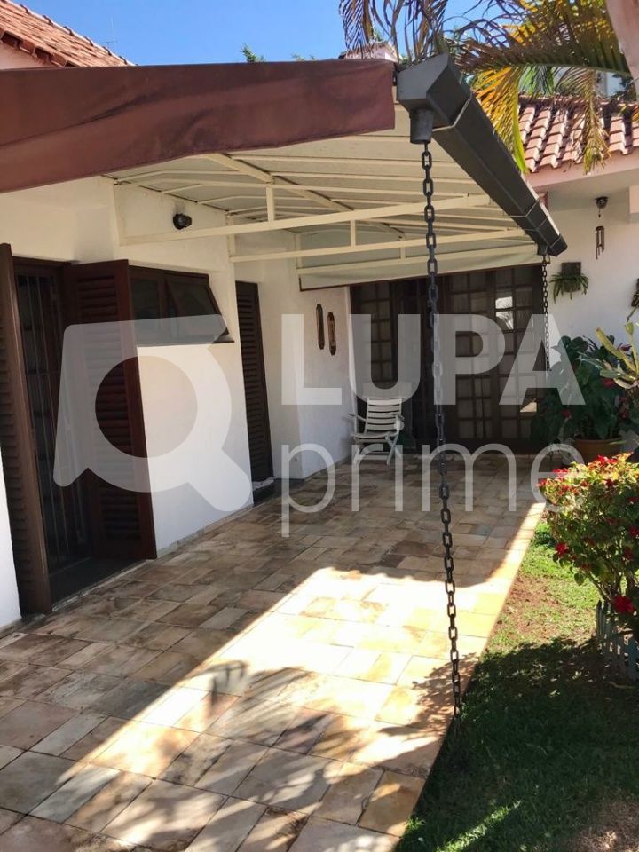 casa-terrea-venda-sao-paulo-tucuruvi-3dormitorios-1suite-3vagas-242m2-LS36069