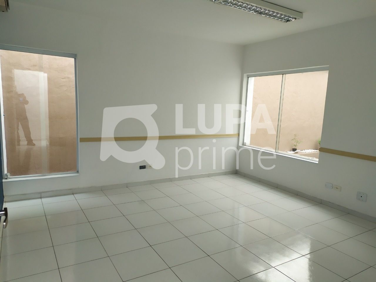 casa-comercial-venda-sao-paulo-santana-10dormitorios-2vagas-190m2-LS37944