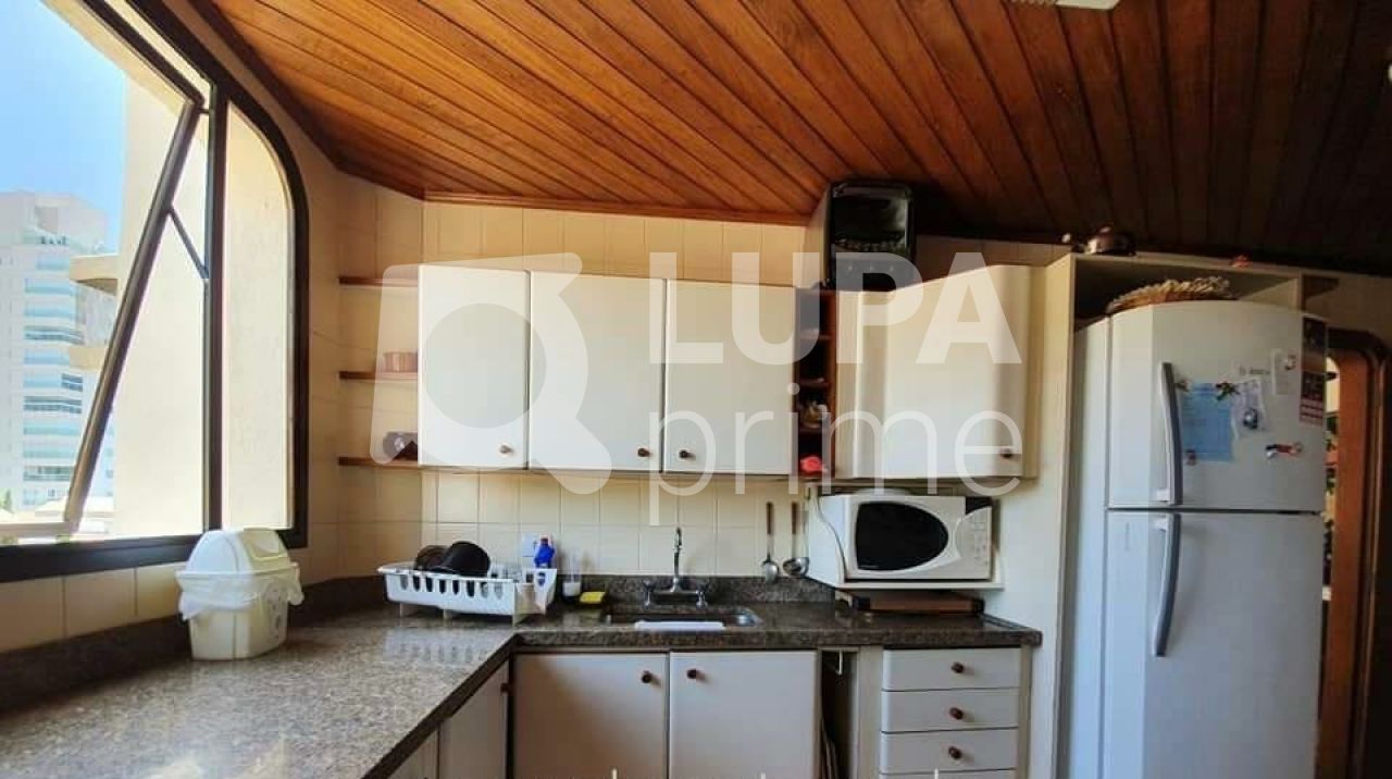 apartamento-venda-guaruja-jardim-praiano-3dormitorios-2suites-3vagas-348m2-LS38377