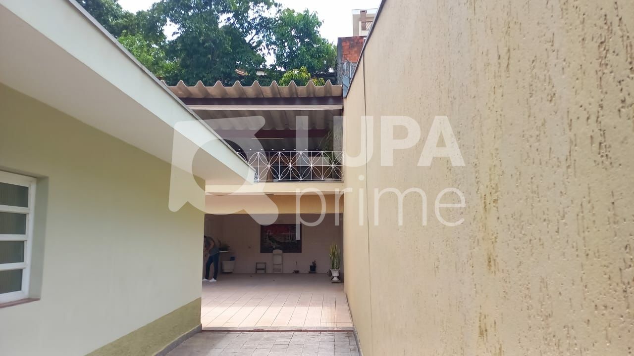 casa-terrea-venda-sao-paulo-vila-irmaos-arnoni-3dormitorios-1suite-10vagas-318m2-LS39213