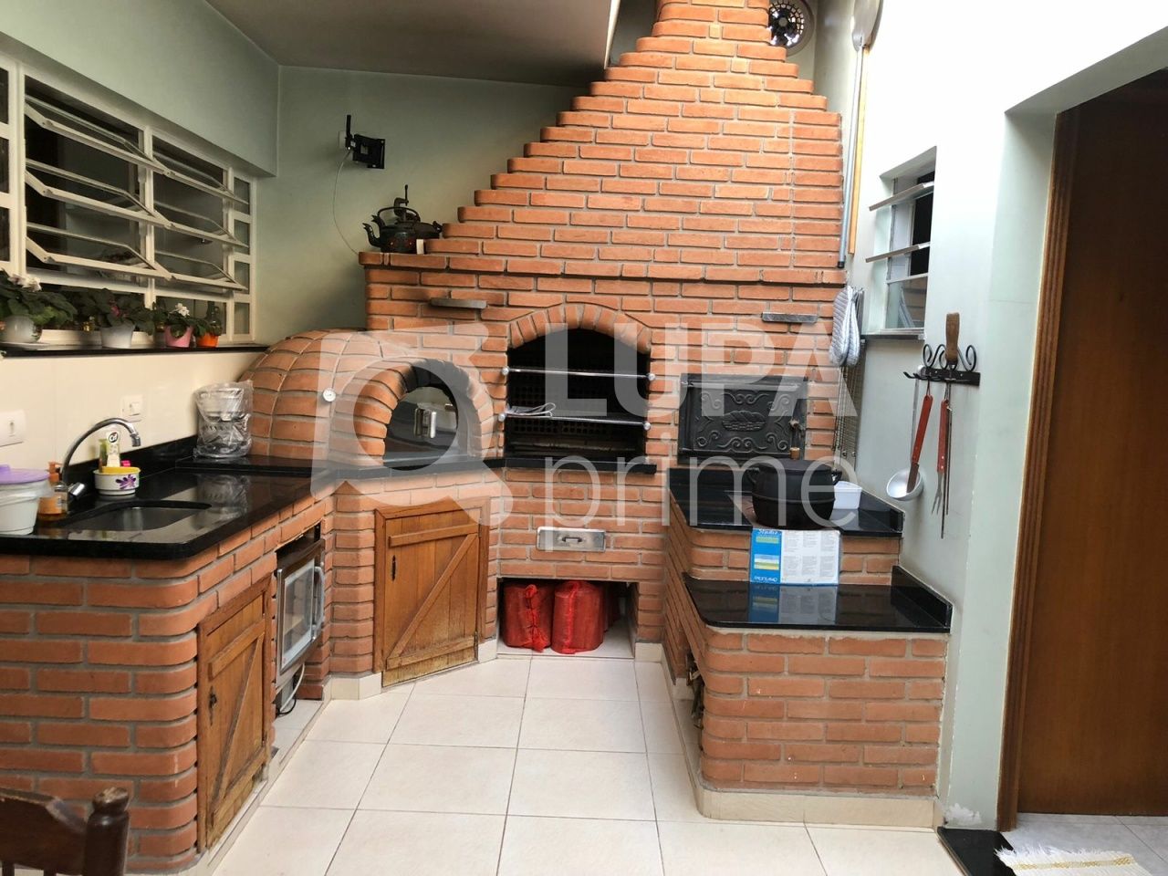 casa-terrea-venda-sao-paulo-jardim-apuana-2dormitorios-2suites-3vagas-134m2-LS39337