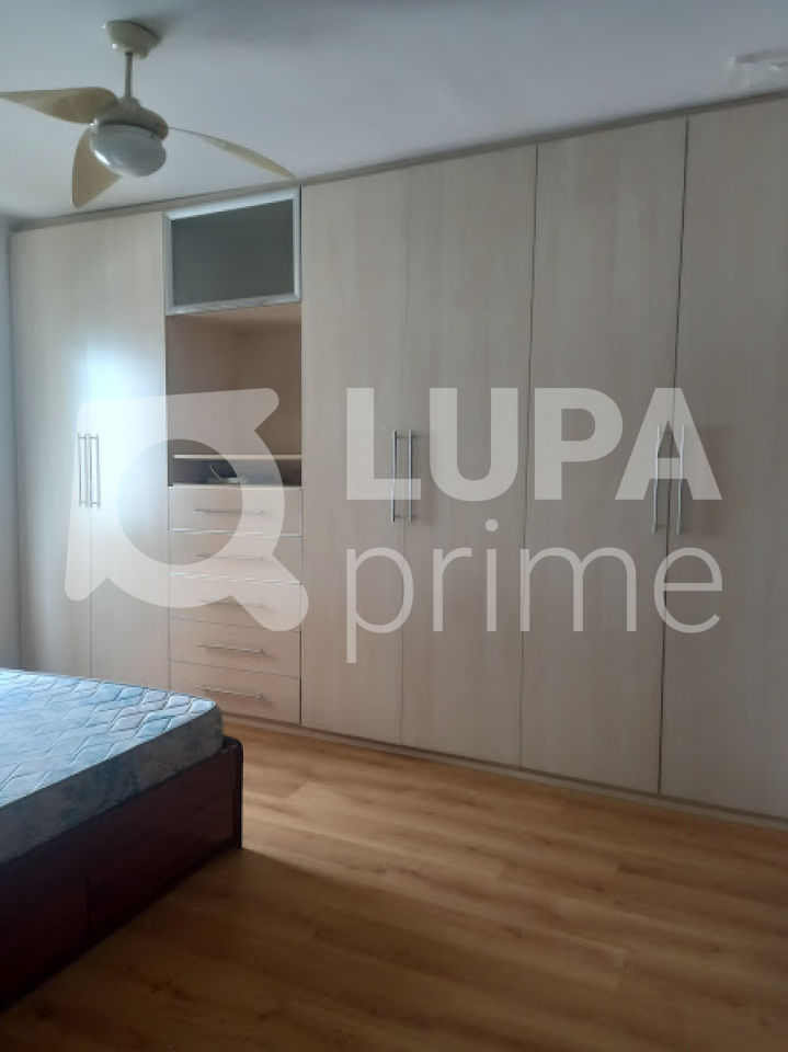condominio-venda-sao-paulo-cambuci-3dormitorios-1suite-2vagas-245m2-LS40827