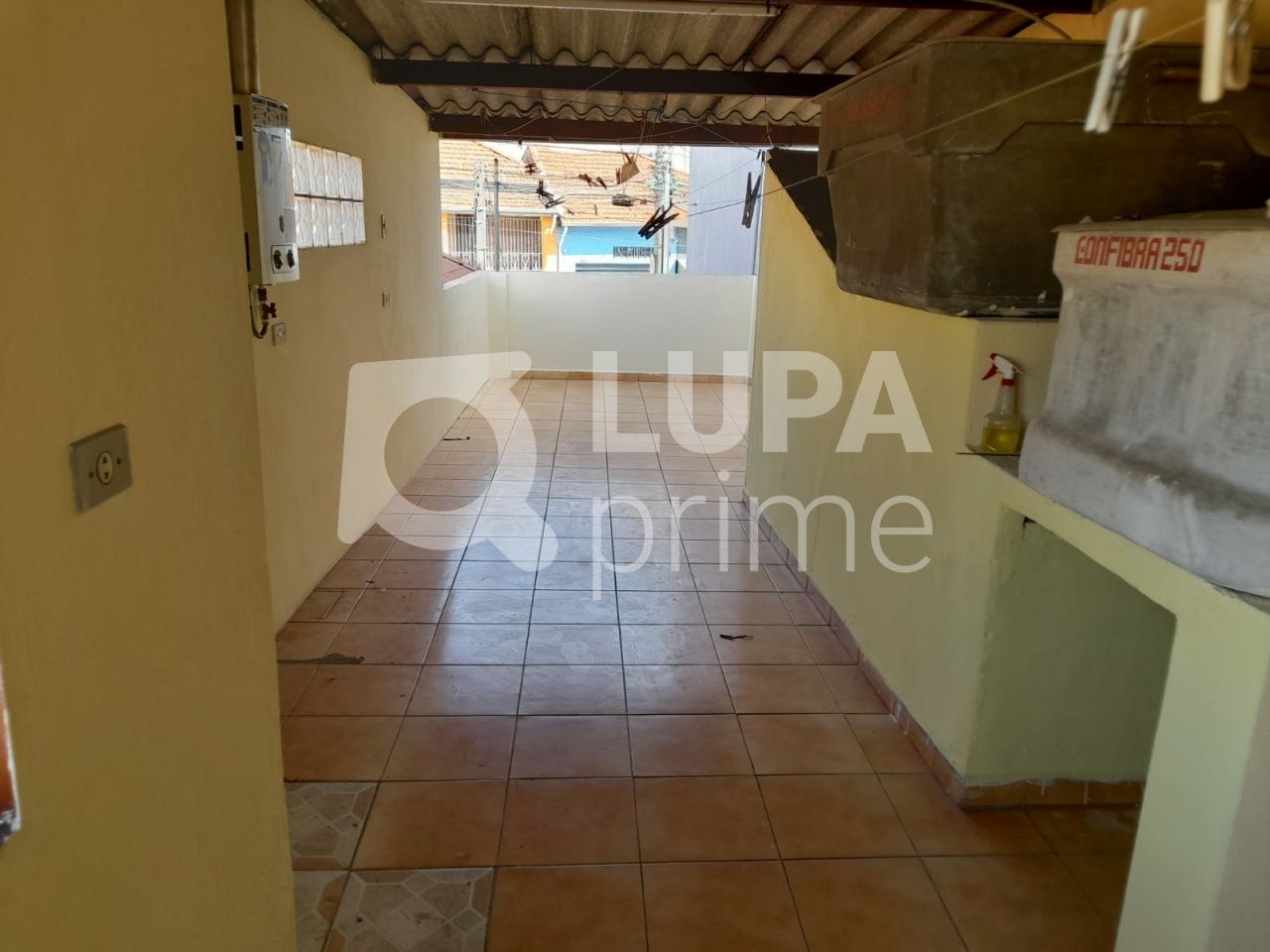 outros-venda-sao-paulo-chora-menino-200m2-LS41505