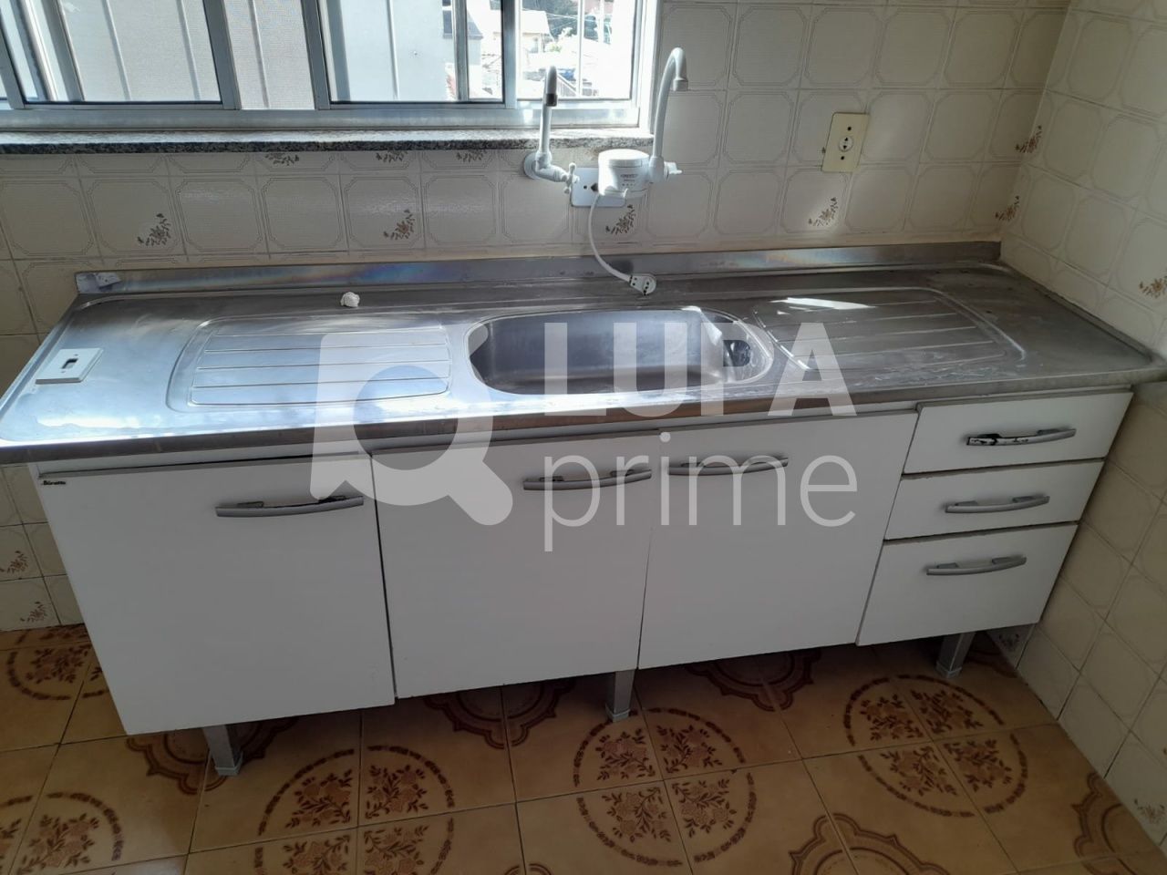 outros-venda-sao-paulo-chora-menino-200m2-LS41505