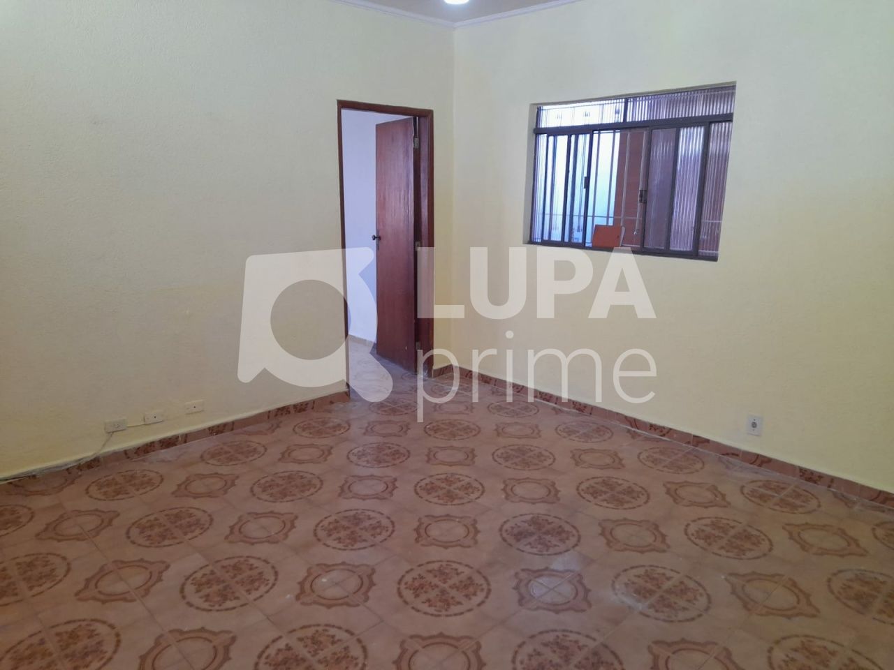 outros-venda-sao-paulo-chora-menino-200m2-LS41505