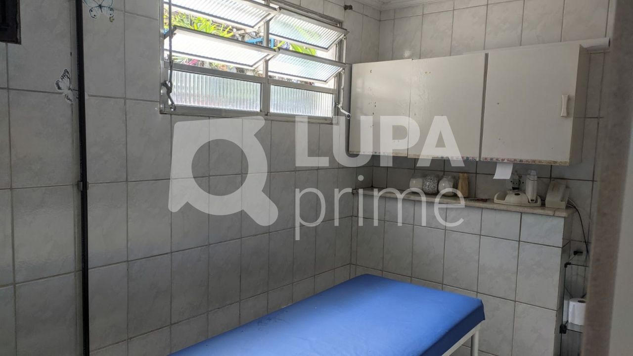 casa-terrea-venda-sao-paulo-tucuruvi-2dormitorios-3vagas-200m2-LS41891