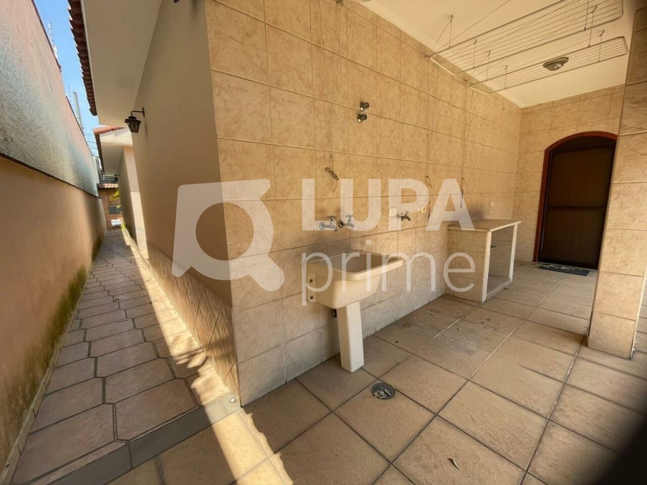 casa-terrea-venda-sao-paulo-tucuruvi-3dormitorios-3suites-5vagas-300m2-LS42879