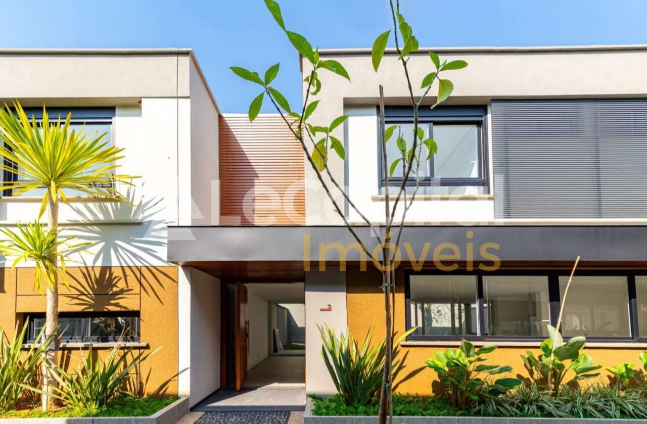 Casa Alto Padrão para Venda - Santo Amaro