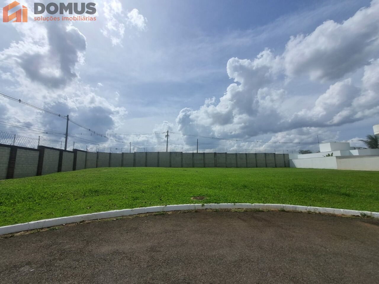 Terreno para Venda - Jardim Residencial Parque da Floresta