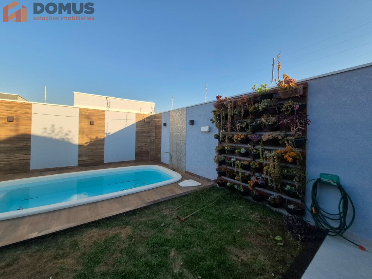 Casa para Venda - Parque Manoel de Vasconcelos