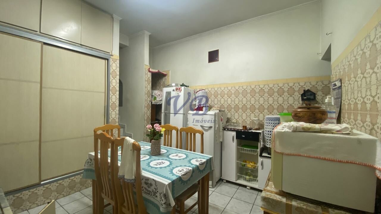 Casa Térrea para Venda - Vila Valparaíso