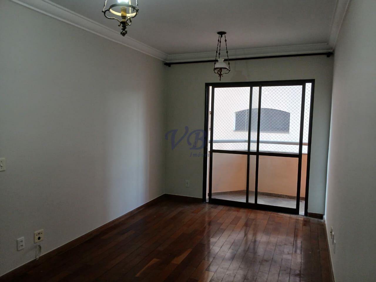 Apartamento para Venda - Vila Alzira
