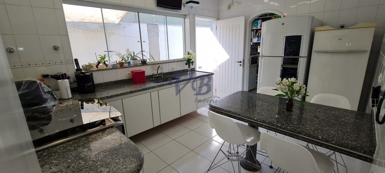 Casa Assobradada para Locação - Campestre