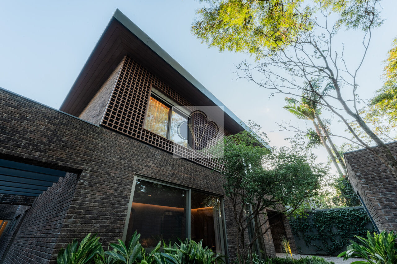 Casa Assobradada para Venda - Alto de Pinheiros