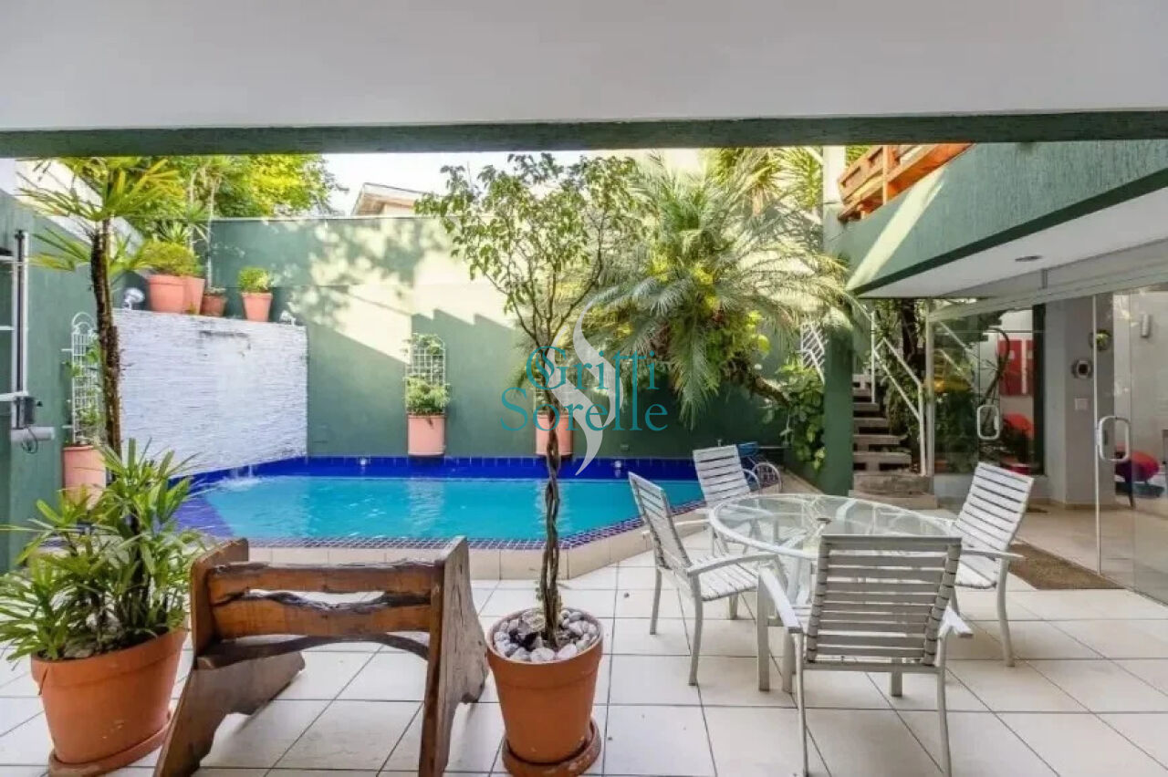 Sobrado para Venda - Vila Madalena