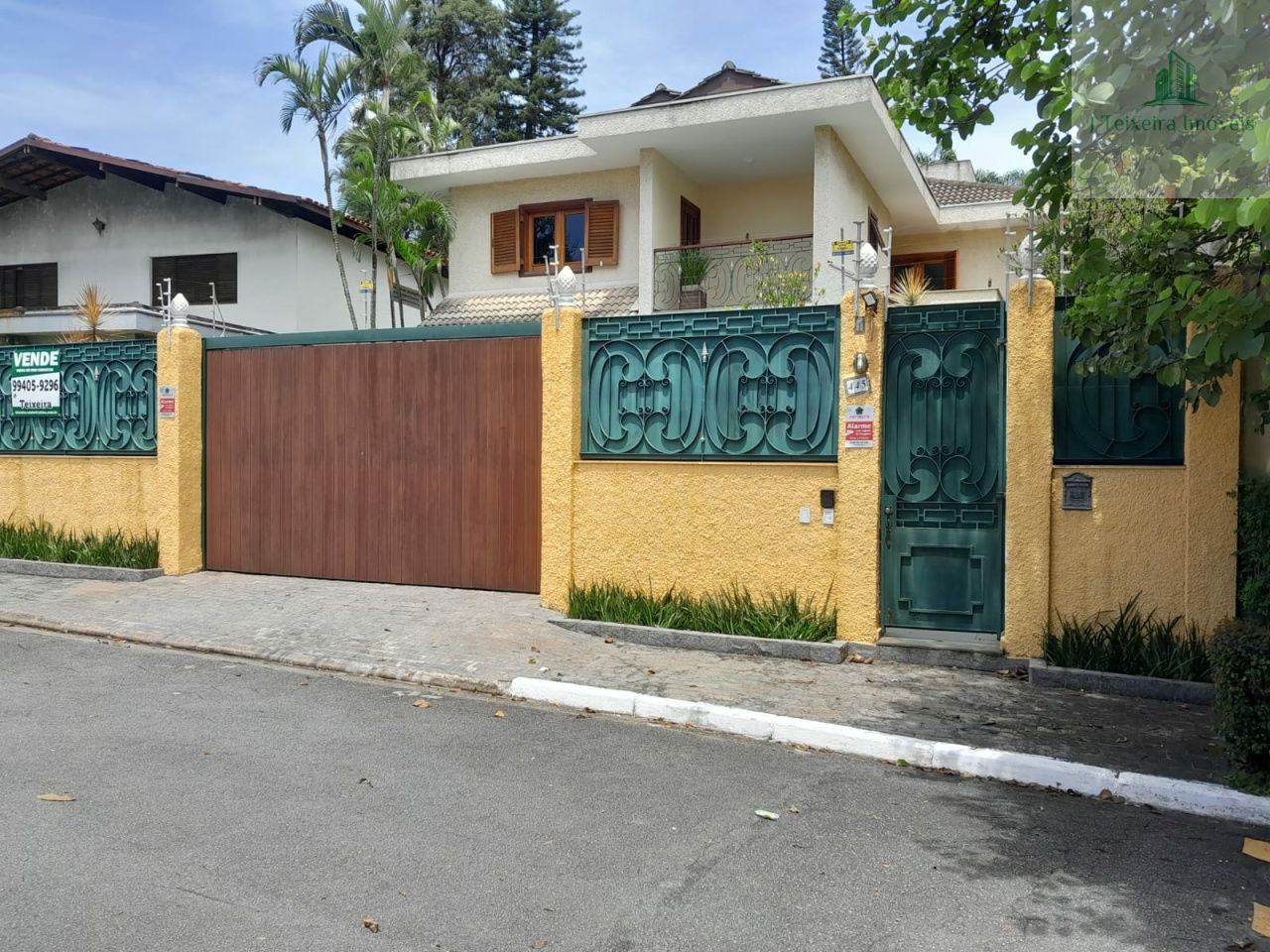 Casa Assobradada para Venda - Interlagos