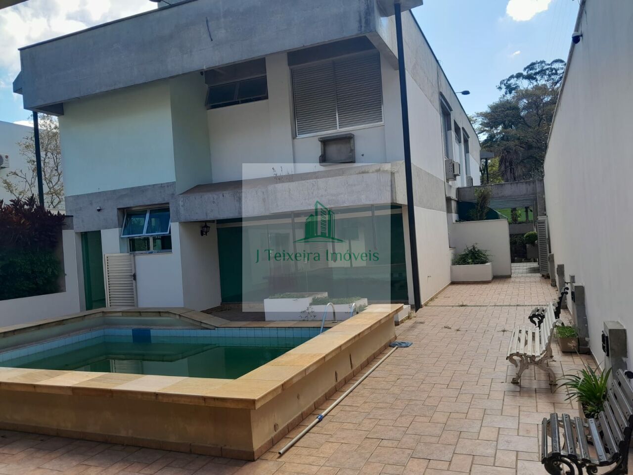 Casa Assobradada para Venda - Jardim Santa Helena
