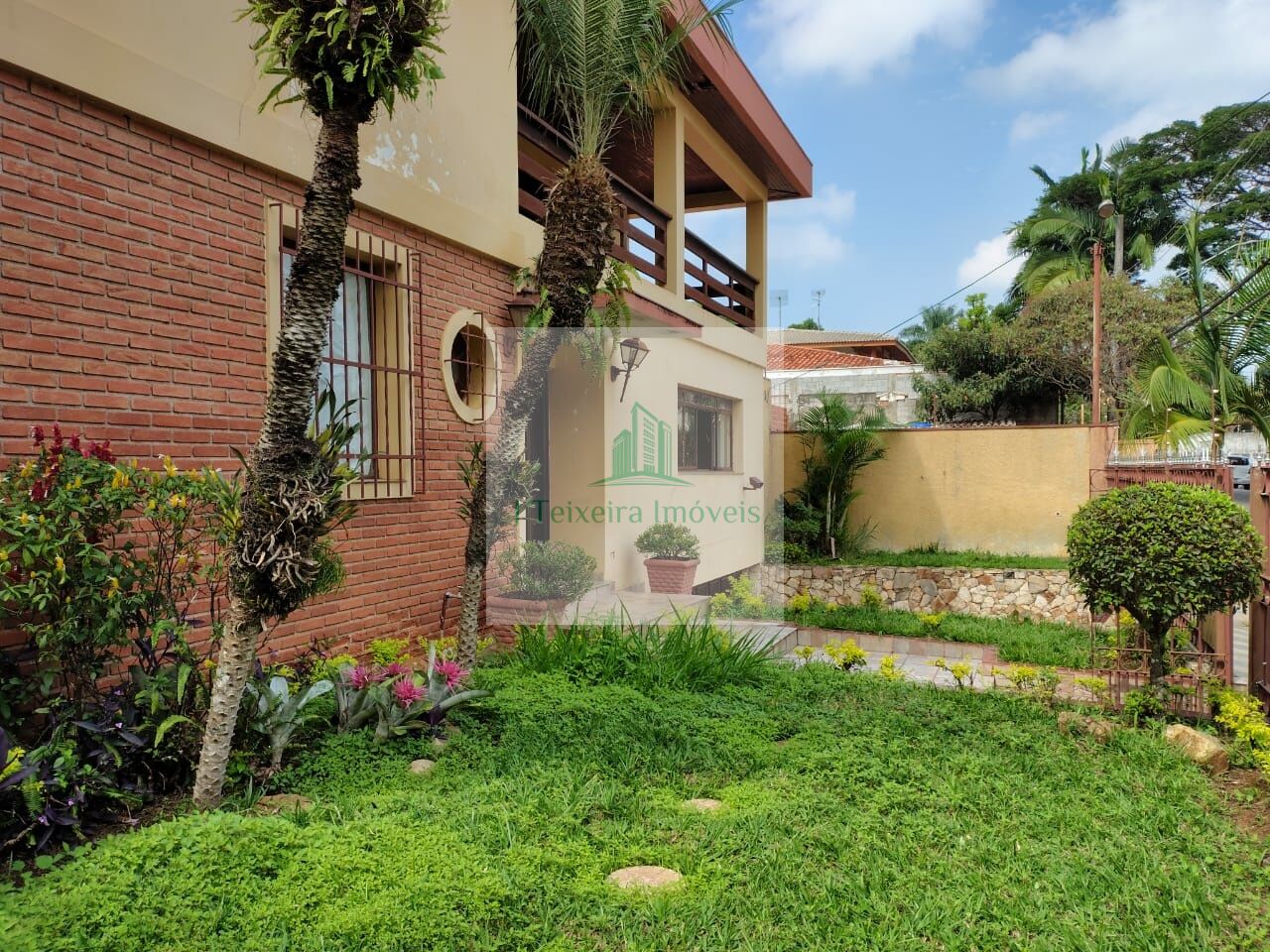 Casa Assobradada para Venda - Jardim Santa Helena