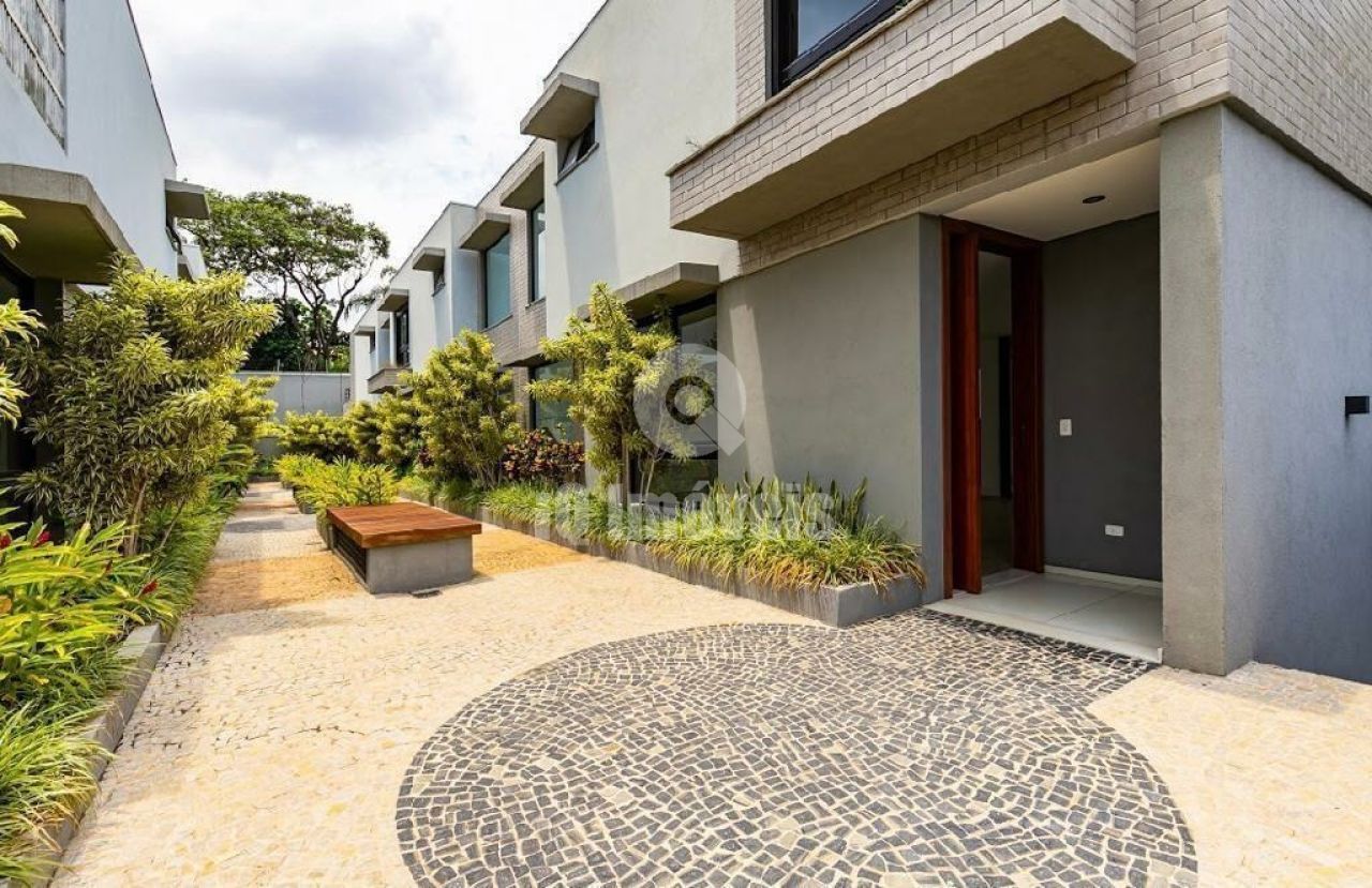 Casa em Condomínio para Venda - MOEMA