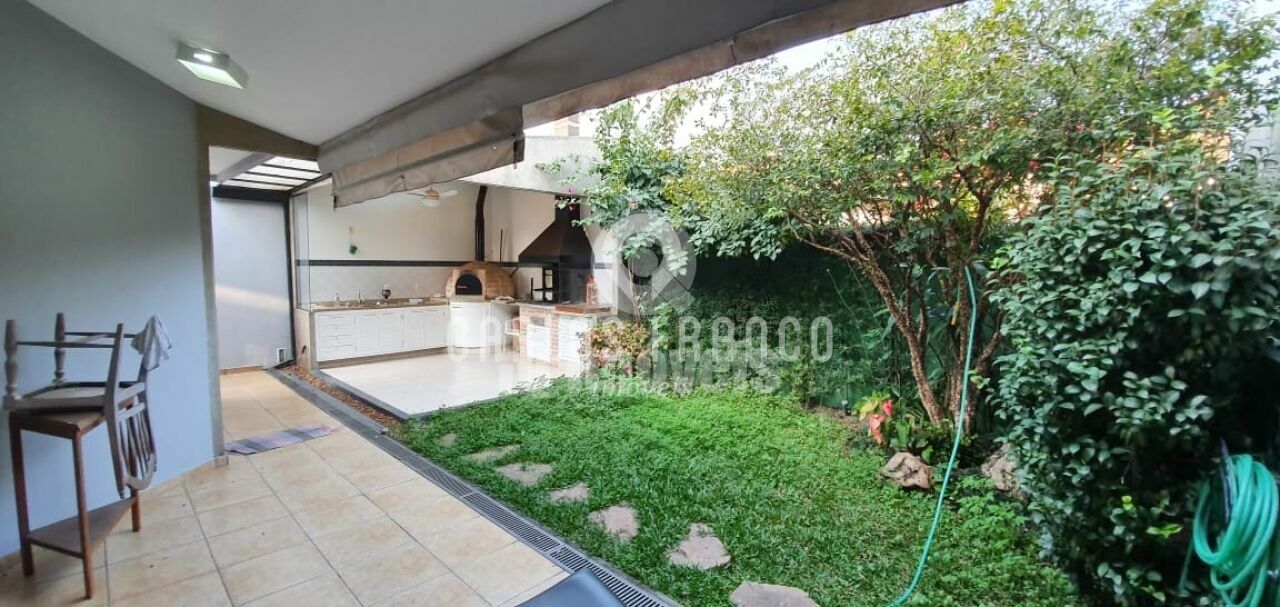 Sobrado para Venda - JARDIM NOVO MUNDO
