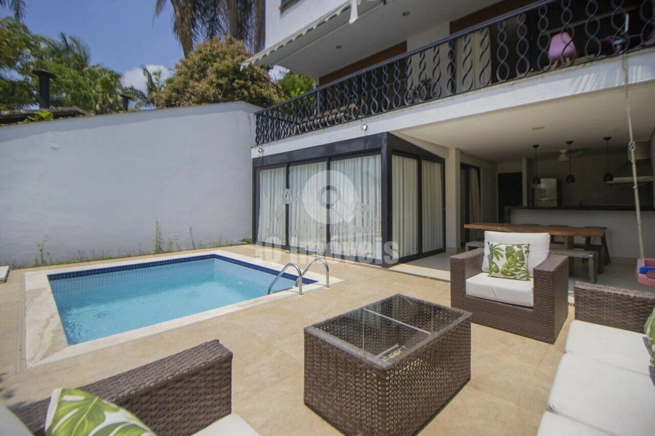 Casa Assobradada para Venda - MORUMBI